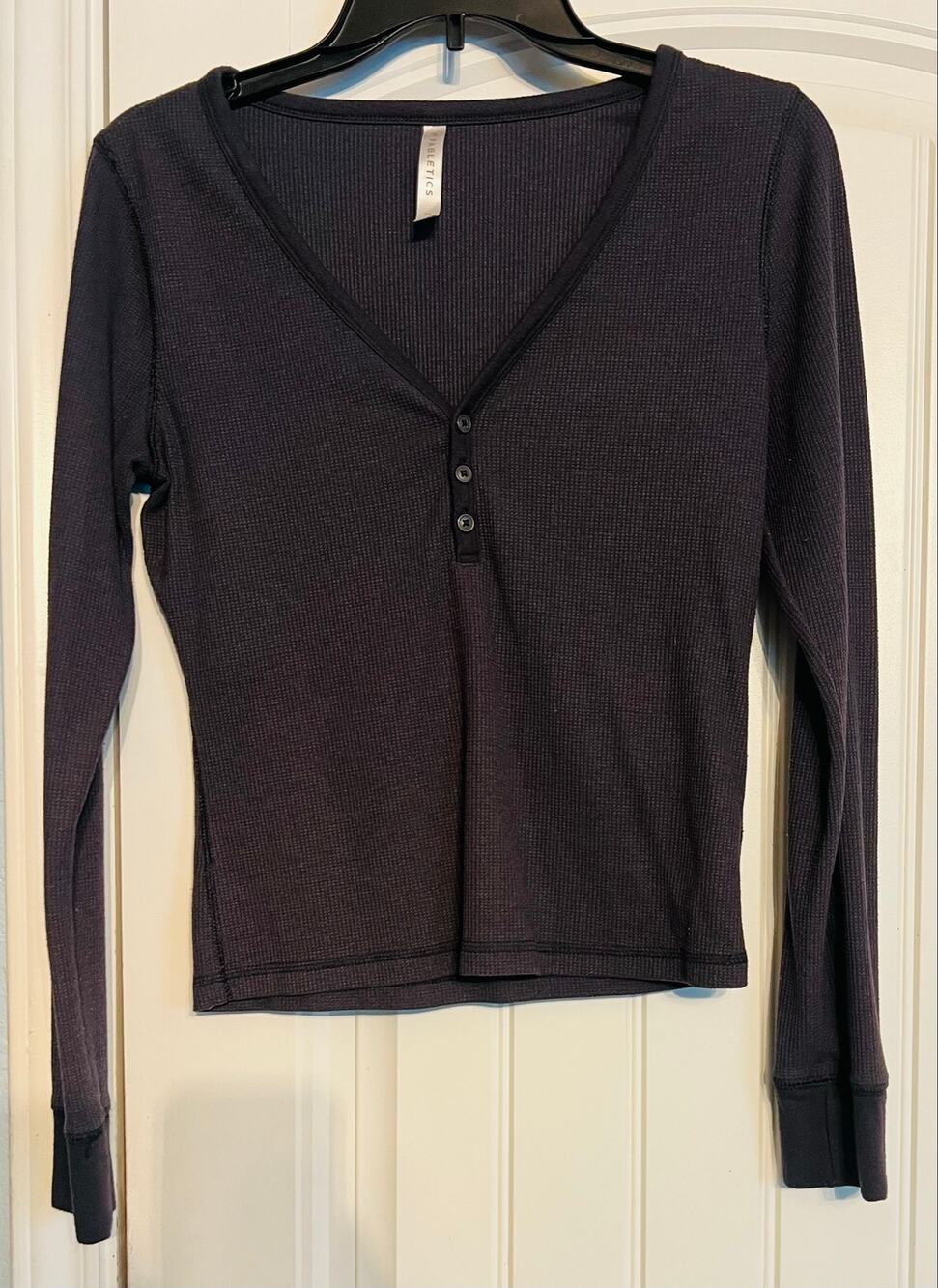 Fabletics Waffle Knit Henley Shirt Dark Charcoal Plum Long Sleeve V Neck